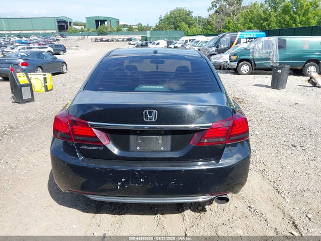 45989800 :رقم المزاد ، 1HGCR2F85FA005257 vin ، 2015 Honda Accord Ex-l مزاد بيع