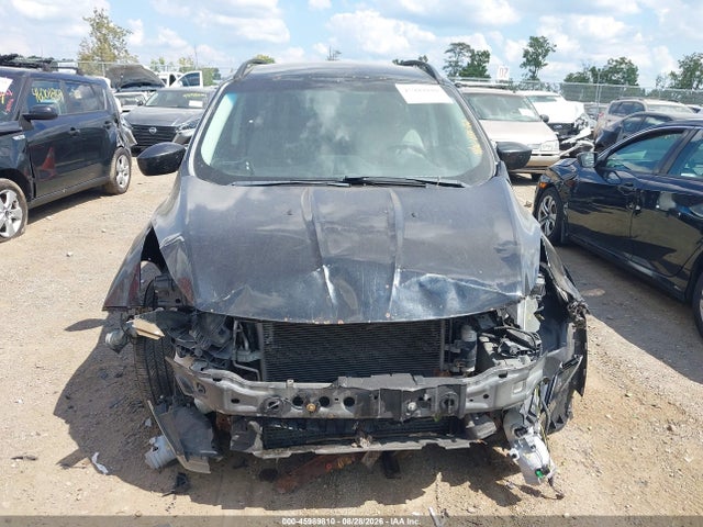 45989810 :رقم المزاد ، 1FMCU9G91FUB65028 vin ، 2015 Ford Escape Se مزاد بيع