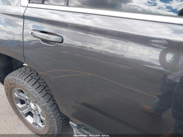 Chevrolet Tahoe Ls 2018 1GNSKAEC8JR337810 Image 13