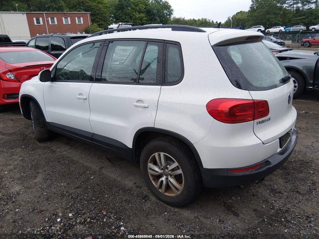 2016 Volkswagen Tiguan S მანქანა იყიდება აუქციონზე, vin: WVGBV7AX6GW543192, აუქციონის ნომერი: 45989849