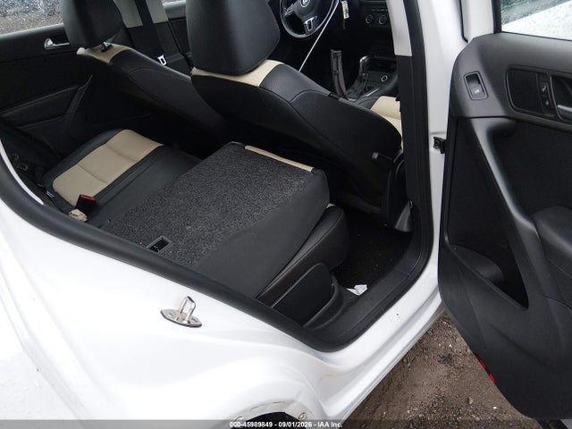 2016 Volkswagen Tiguan S მანქანა იყიდება აუქციონზე, vin: WVGBV7AX6GW543192, აუქციონის ნომერი: 45989849