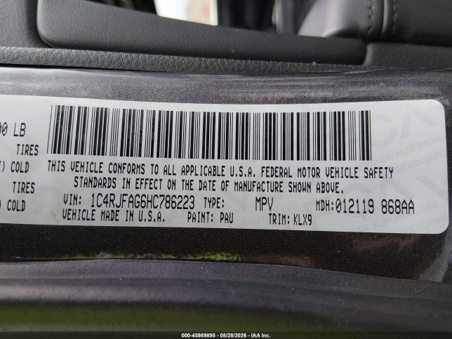 1C4RJFAG6HC786223 Jeep Grand Cherokee Altitude 4x4
