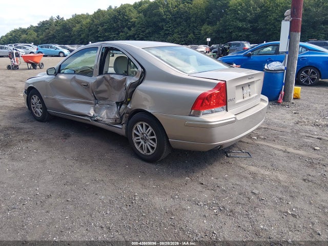 45989896 :رقم المزاد ، YV1RS612752468608 vin ، 2005 Volvo S60 مزاد بيع