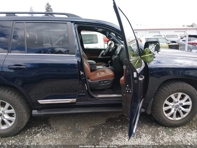 JTMCY7AJ2H4058377 Toyota Land Cruiser V8