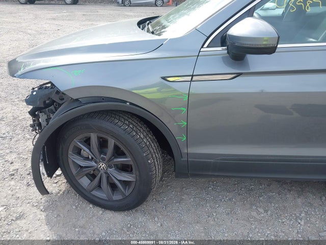 Продаж на аукціоні авто 2022 Volkswagen Tiguan 2.0t Se, vin: 3VV2B7AXXNM027042, номер лоту: 45989991