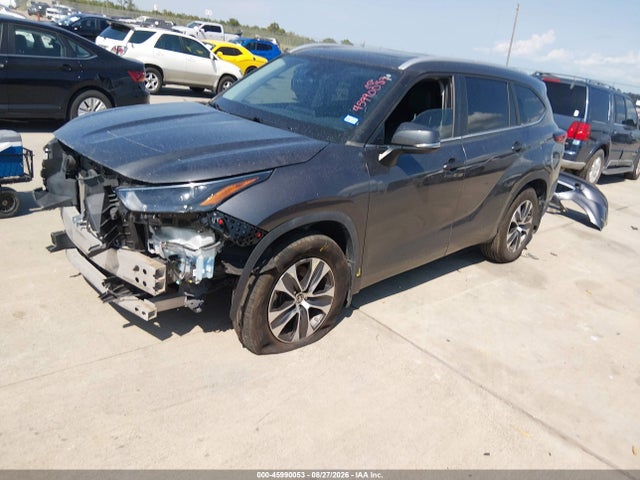Toyota Highlander Xle 2023 5TDKDRAH6PS036918 Image 2