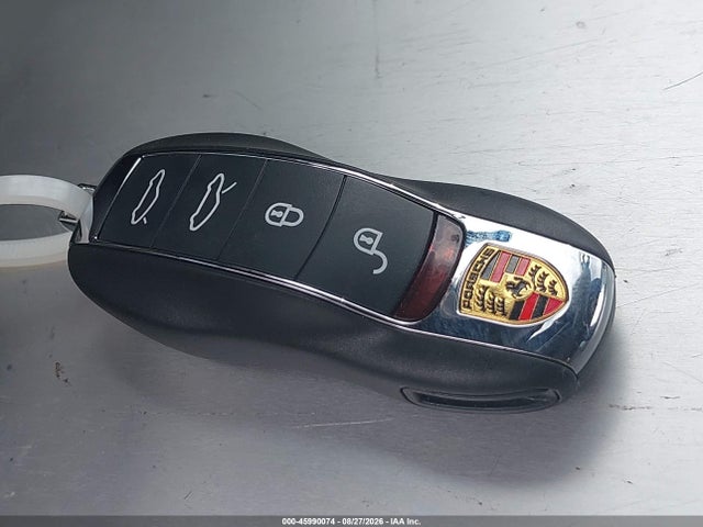 45990074 :رقم المزاد ، WP1AA2A27DLA06202 vin ، 2013 Porsche Cayenne مزاد بيع