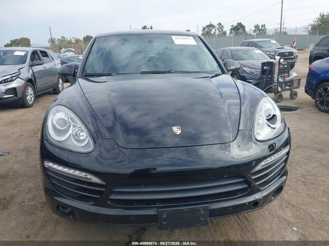 45990074 :رقم المزاد ، WP1AA2A27DLA06202 vin ، 2013 Porsche Cayenne مزاد بيع
