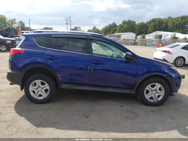 2T3BFREV8FW355194 Toyota RAV4 LE