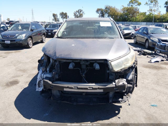 Toyota Highlander Xle V6 2016 5TDKKRFH2GS130860 Image 13