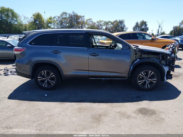 Toyota Highlander Xle V6 2016 5TDKKRFH2GS130860 Image 14