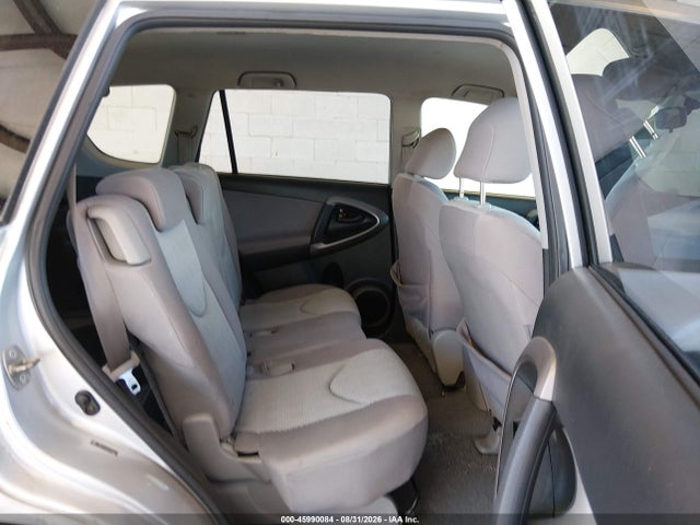 2006 Toyota Rav4 მანქანა იყიდება აუქციონზე, vin: JTMBD33V865006579, აუქციონის ნომერი: 45990084