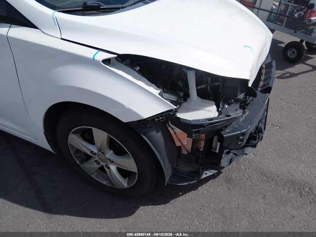 Продаж на аукціоні авто 2012 Hyundai Elantra Gls, vin: 5NPDH4AE4CH126817, номер лоту: 45990148