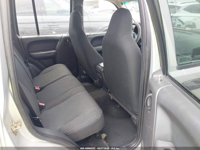 2004 Jeep Liberty Sport მანქანა იყიდება აუქციონზე, vin: 1J4FK481X4W298286, აუქციონის ნომერი: 45990202