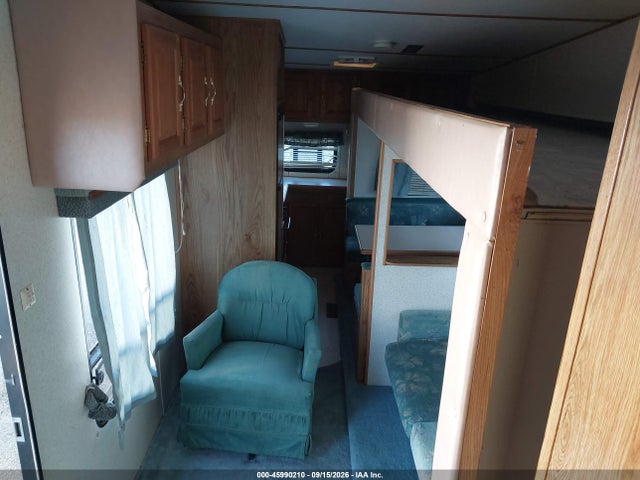 45990210 :رقم المزاد ، 1CAFRKG2XTD012735 vin ، 1996 Cobra Sierra 5th Whl Travel Trailer مزاد بيع