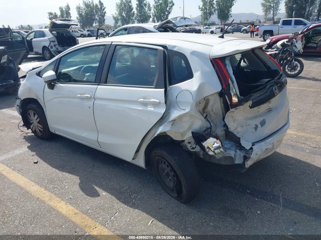 Honda FIT LX 2015 3HGGK5H56FM773391 Image 3
