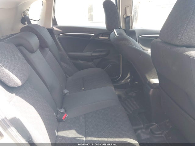 Honda FIT LX 2015 3HGGK5H56FM773391 Image 8