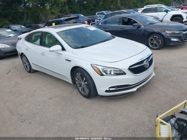 45990218 :رقم المزاد ، 1G4ZP5SS8HU129702 vin ، 2017 Buick Lacrosse Essence مزاد بيع