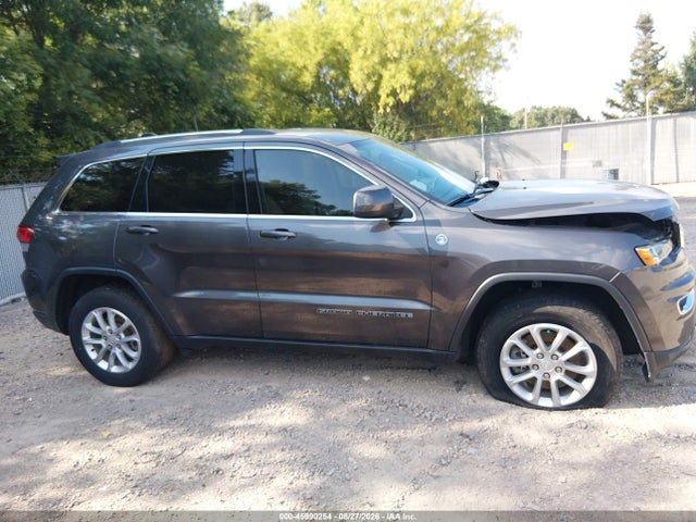 2021 Jeep Grand Cherokee Laredo E 4x4 მანქანა იყიდება აუქციონზე, vin: 1C4RJFAG7MC853762, აუქციონის ნომერი: 45990254