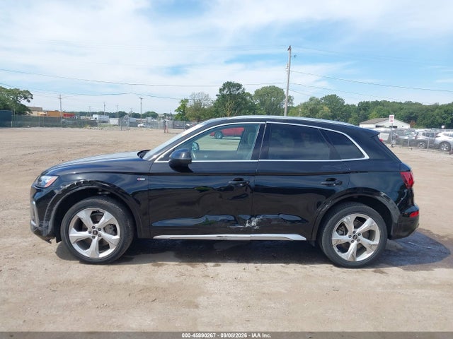 2023 Audi Q5 Premium Plus 45 Tfsi S Line Quattro მანქანა იყიდება აუქციონზე, vin: WA1EAAFY1P2113826, აუქციონის ნომერი: 45990267