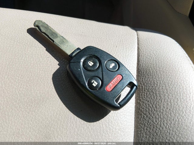 2011 Honda Accord 3.5 Ex-l მანქანა იყიდება აუქციონზე, vin: 1HGCP3F83BA025741, აუქციონის ნომერი: 45990334
