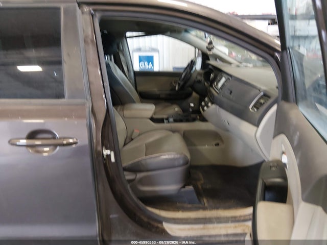 2017 Kia Sedona Lx მანქანა იყიდება აუქციონზე, vin: KNDMB5C19H6340091, აუქციონის ნომერი: 45990353