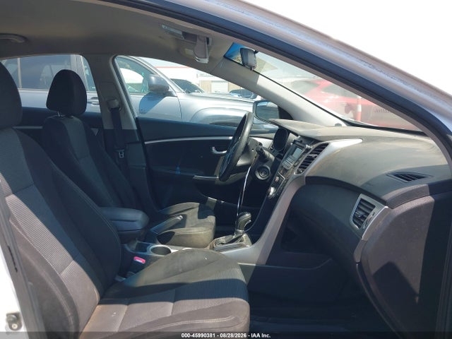 Продажа на аукционе авто 2014 Hyundai Elantra Gt, vin: KMHD35LH3EU172428, номер лота: 45990381