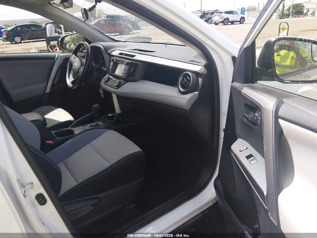 Toyota Rav4 Xle 2016 JTMRFREV1GD187945 Image 5