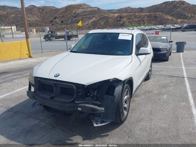 BMW X1 Sdrive28i 2014 WBAVM1C54EVW52540 Image 2