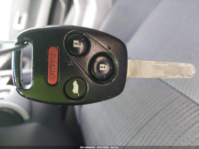 45990426 :رقم المزاد ، 5FNYF4H41BB002117 vin ، 2011 Honda Pilot Ex مزاد بيع