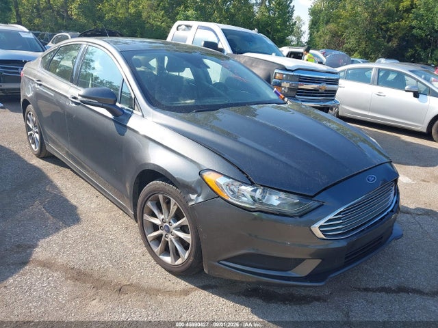45990427 :رقم المزاد ، 3FA6P0H77HR164662 vin ، 2017 Ford Fusion Se مزاد بيع