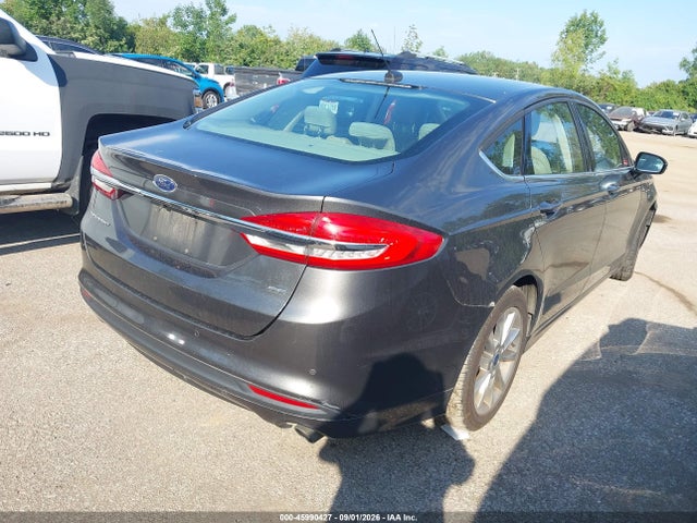 45990427 :رقم المزاد ، 3FA6P0H77HR164662 vin ، 2017 Ford Fusion Se مزاد بيع