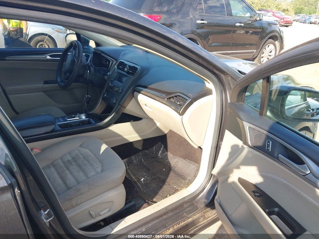 45990427 :رقم المزاد ، 3FA6P0H77HR164662 vin ، 2017 Ford Fusion Se مزاد بيع