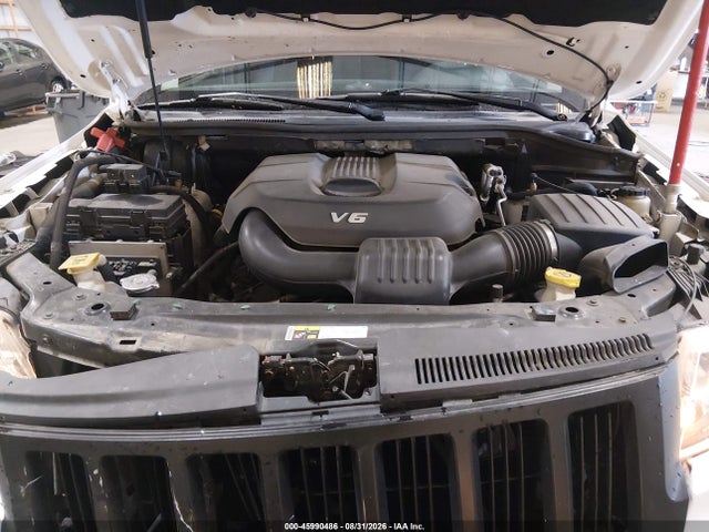 2013 Jeep Grand Cherokee Laredo Trailhawk მანქანა იყიდება აუქციონზე, vin: 1C4RJFAG0DC647621, აუქციონის ნომერი: 45990486
