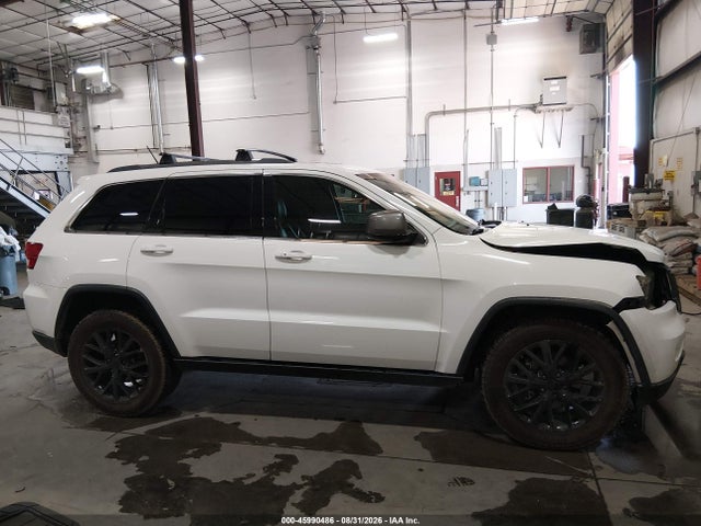 2013 Jeep Grand Cherokee Laredo Trailhawk მანქანა იყიდება აუქციონზე, vin: 1C4RJFAG0DC647621, აუქციონის ნომერი: 45990486