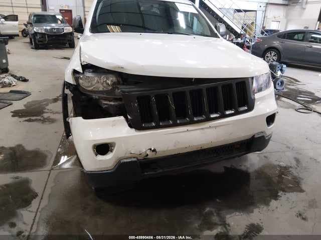 2013 Jeep Grand Cherokee Laredo Trailhawk მანქანა იყიდება აუქციონზე, vin: 1C4RJFAG0DC647621, აუქციონის ნომერი: 45990486