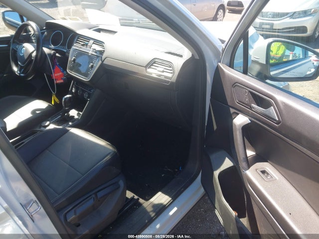 Продаж на аукціоні авто 2018 Volkswagen Tiguan 2.0t Se/2.0t Sel, vin: 3VV2B7AX5JM132467, номер лоту: 45990508