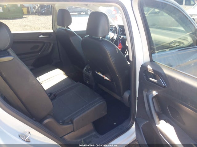 Продаж на аукціоні авто 2018 Volkswagen Tiguan 2.0t Se/2.0t Sel, vin: 3VV2B7AX5JM132467, номер лоту: 45990508