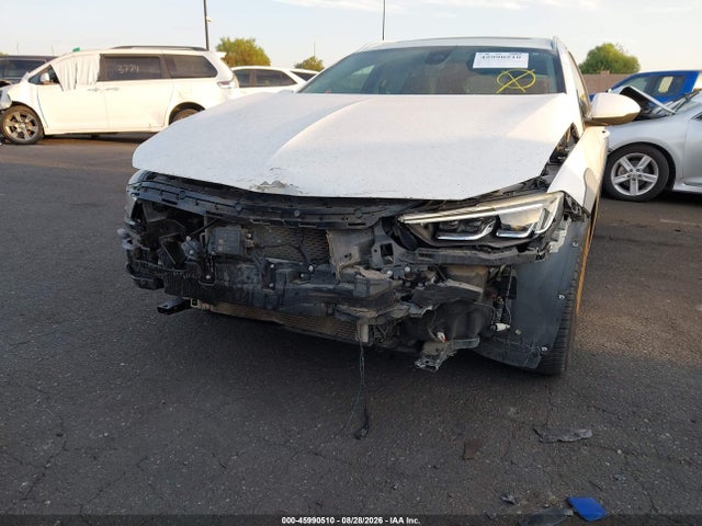 Продаж на аукціоні авто 2018 Buick Regal Tourx Essence, vin: W04GV8SX6J1106418, номер лоту: 45990510