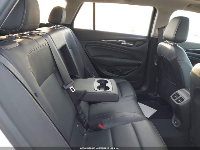 Продаж на аукціоні авто 2018 Buick Regal Tourx Essence, vin: W04GV8SX6J1106418, номер лоту: 45990510