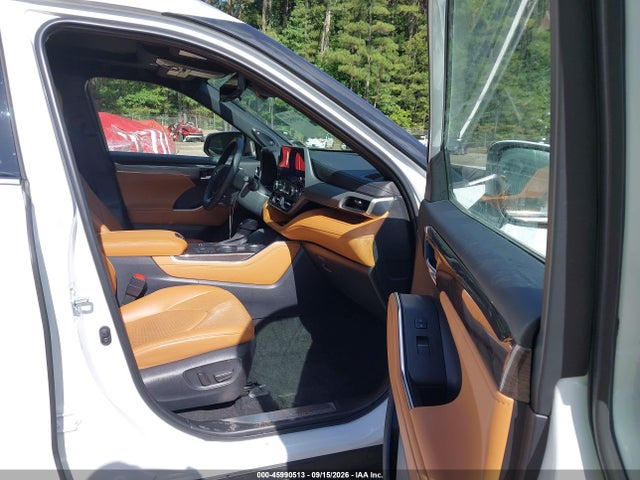 Aukcja sprzedaży 2023 Toyota Highlander Hybrid Platinum, vin: 5TDEBRCH7PS580036, numer aukcji: 45990513