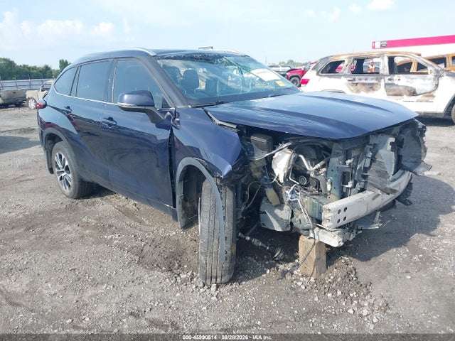 Продажа на аукционе авто 2020 Toyota Highlander Xle, vin: 5TDHZRBH8LS518553, номер лота: 45990514