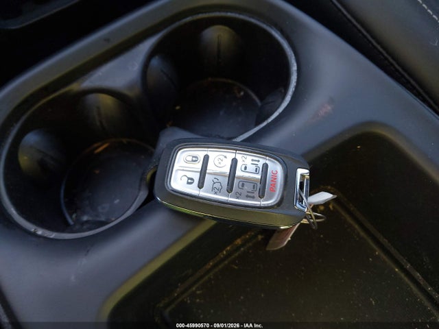 45990570 :رقم المزاد ، 2C4RC1BG4SR549563 vin ، 2025 Chrysler Pacifica Select مزاد بيع