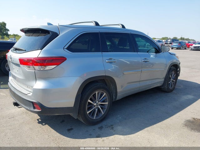 Aukcja sprzedaży 2017 Toyota Highlander Xle, vin: 5TDJZRFH1HS456545, numer aukcji: 45990580