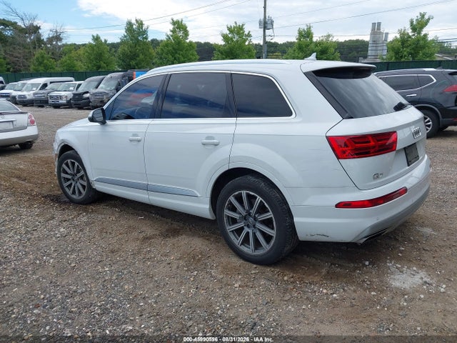 45990596 :رقم المزاد ، WA1AHAF75KD029880 vin ، 2019 Audi Q7 45 Premium/45 Se Premium مزاد بيع