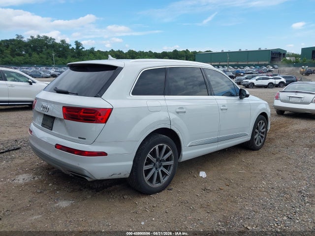 45990596 :رقم المزاد ، WA1AHAF75KD029880 vin ، 2019 Audi Q7 45 Premium/45 Se Premium مزاد بيع