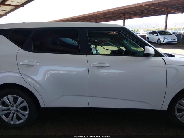 2021 Kia Soul Lx მანქანა იყიდება აუქციონზე, vin: KNDJ23AU5M7784271, აუქციონის ნომერი: 45990629