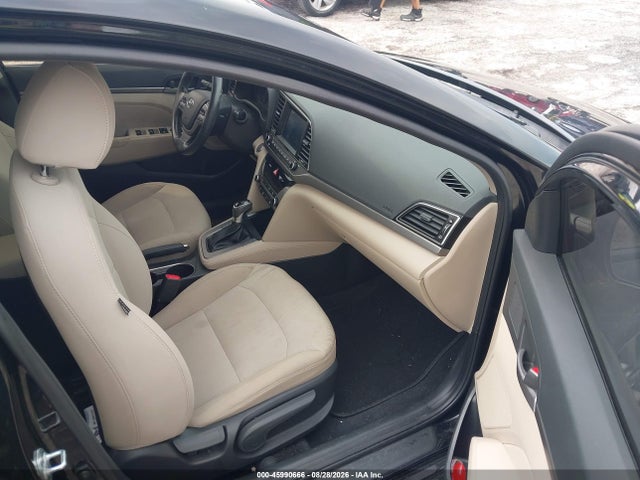 2018 Hyundai Elantra Value Edition მანქანა იყიდება აუქციონზე, vin: 5NPD84LF1JH269758, აუქციონის ნომერი: 45990666