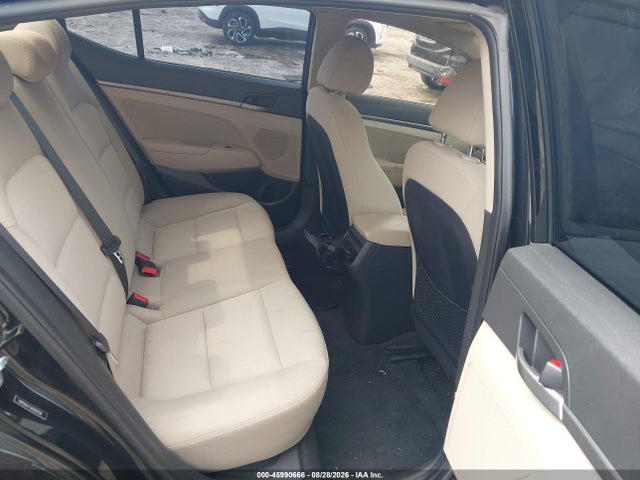 2018 Hyundai Elantra Value Edition მანქანა იყიდება აუქციონზე, vin: 5NPD84LF1JH269758, აუქციონის ნომერი: 45990666