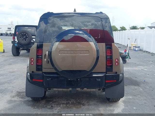 45990694 :رقم المزاد ، SALE27EU2R2355508 vin ، 2024 Land Rover Defender 110 P400 X-dynamic Se مزاد بيع